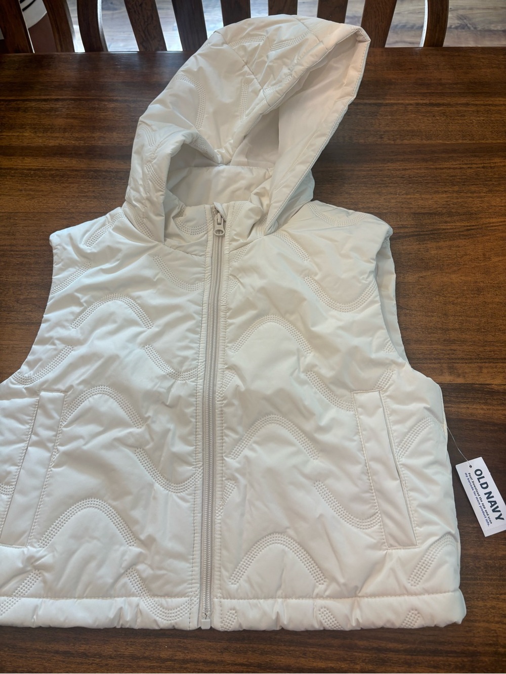 Old Navy White Quilted Hooded Vest girls